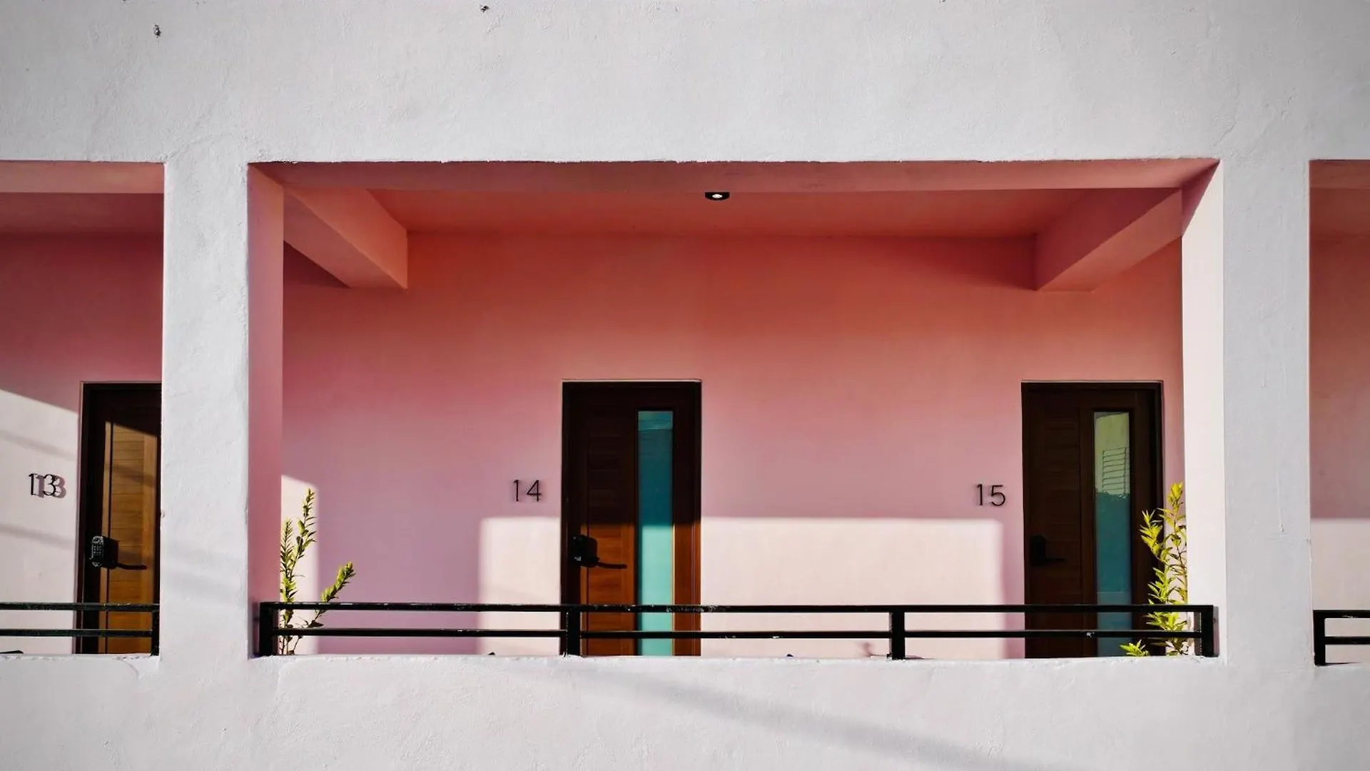 Room 15 Skyline Sips & Santurce Charm Σαν Χουάν