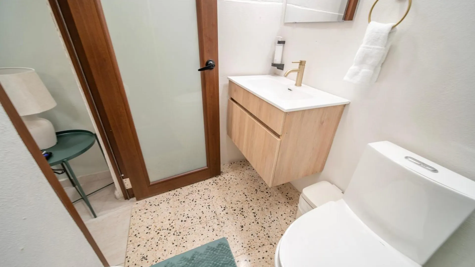 Room 15 Skyline Sips & Santurce Charm Σαν Χουάν Ξενοδοχείο